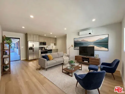 3207 W 3rd Street #3