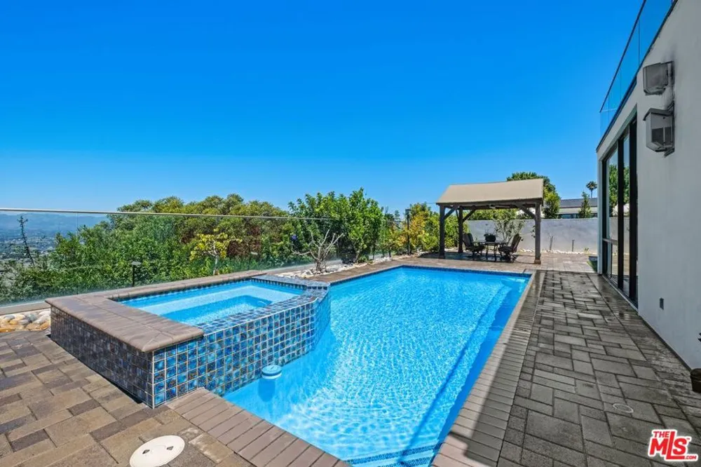 3144 Alta Laguna Boulevard Laguna Beach, CA 92651