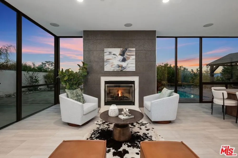 3144 Alta Laguna Boulevard Laguna Beach, CA 92651