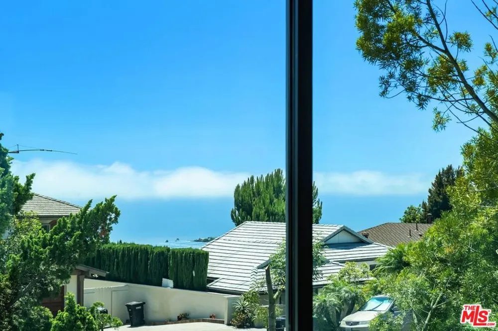 3144 Alta Laguna Boulevard Laguna Beach, CA 92651