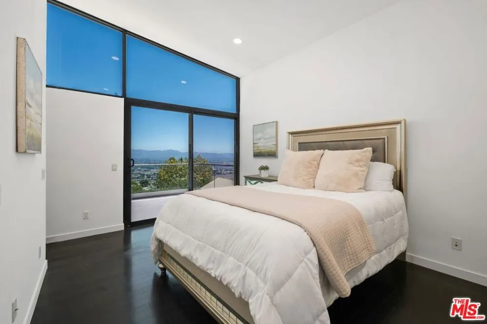 3144 Alta Laguna Boulevard Laguna Beach, CA 92651