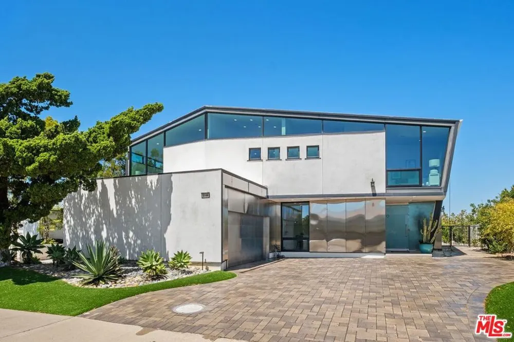 3144 Alta Laguna Boulevard Laguna Beach, CA 92651