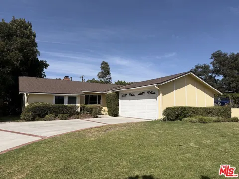 2766 Dunleer Place
