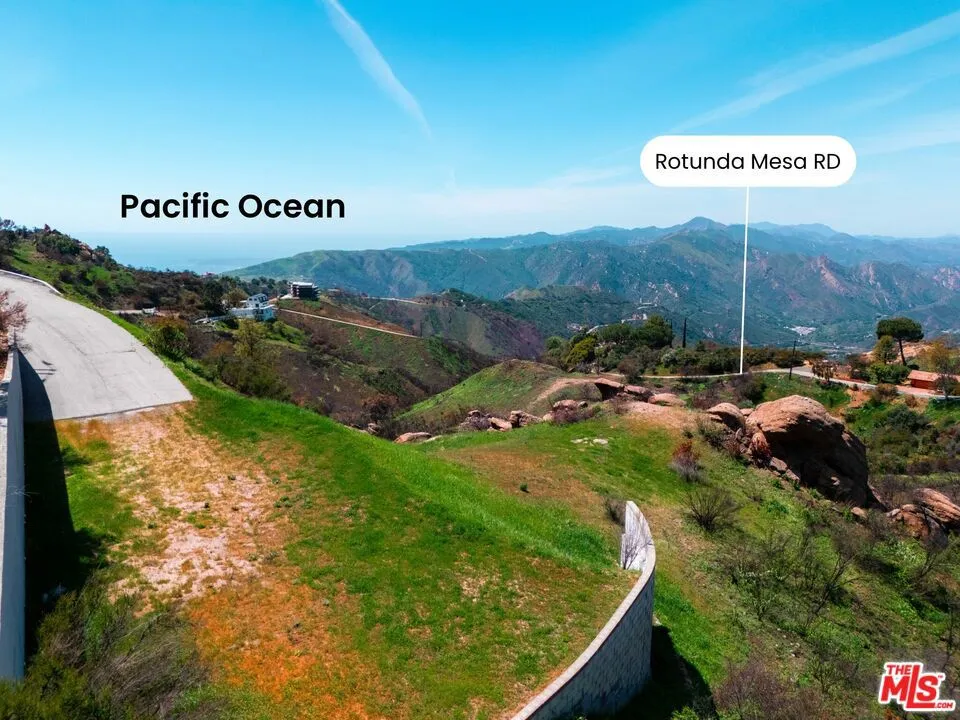 24775 W Saddle Peak Road Malibu, CA 90265