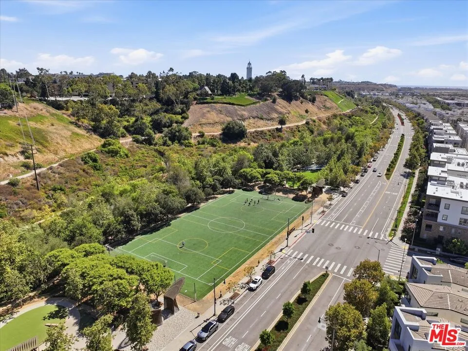 12534 W Fielding Circle #3 Playa Vista, CA 90094