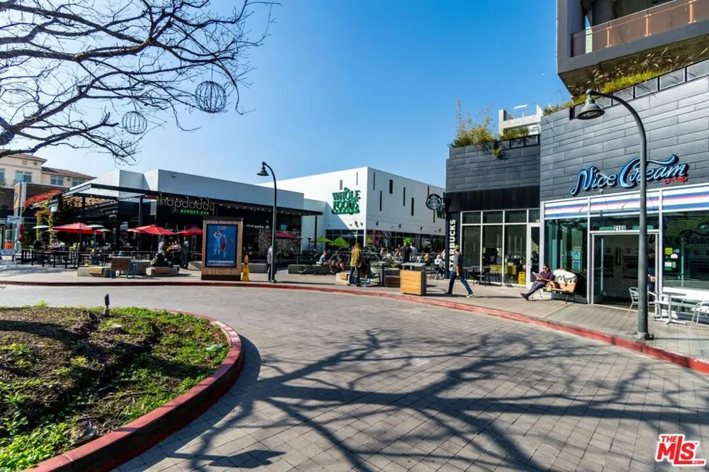 12534 W Fielding Circle #3 Playa Vista, CA 90094