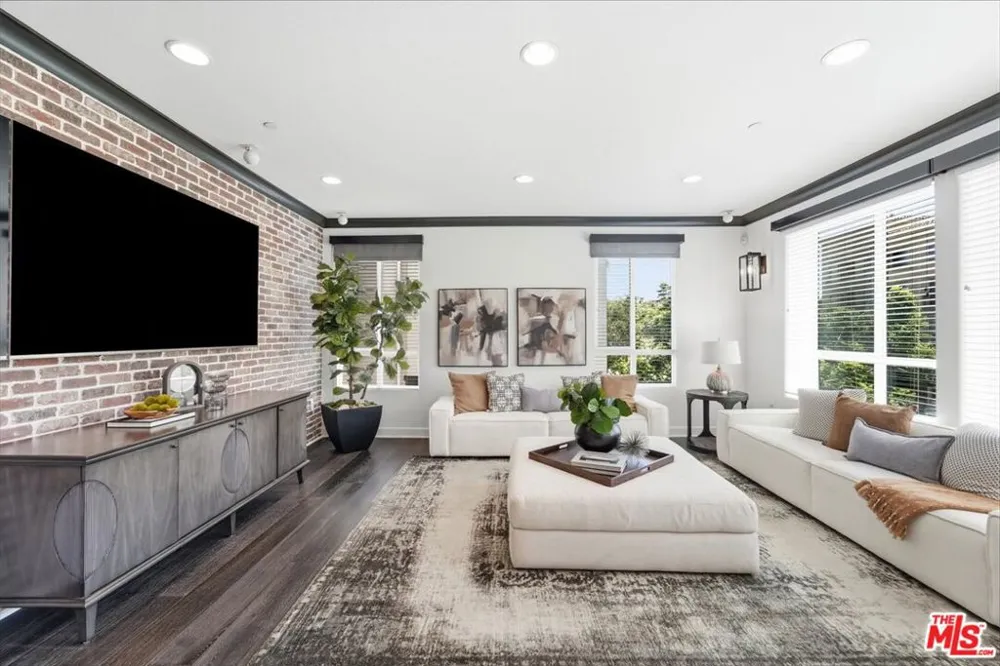 12534 W Fielding Circle #3 Playa Vista, CA 90094