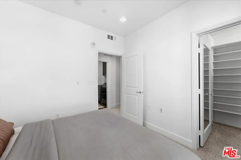 12534 W Fielding Circle #3 Playa Vista, CA 90094