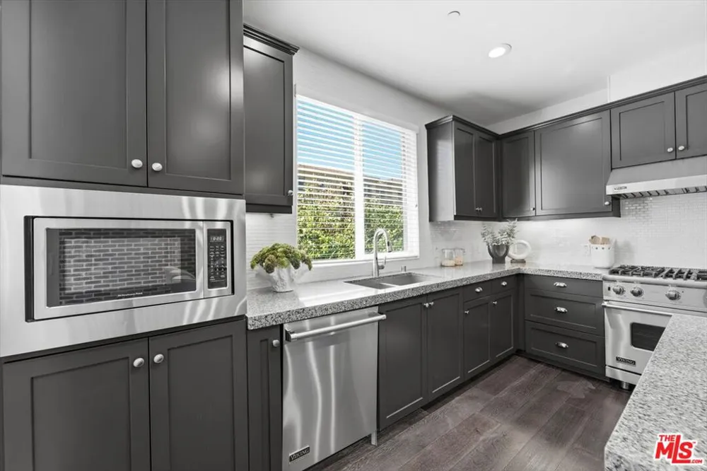 12534 W Fielding Circle #3 Playa Vista, CA 90094