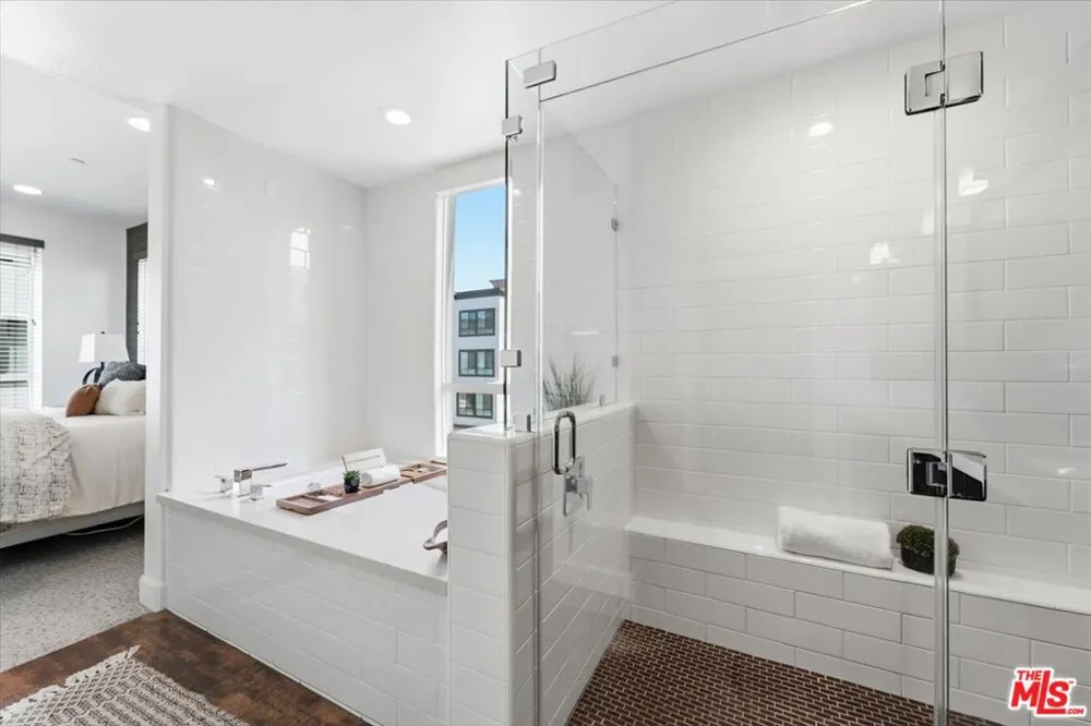 12534 W Fielding Circle #3 Playa Vista, CA 90094