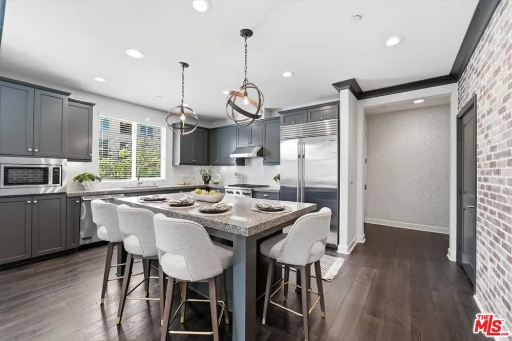 12534 W Fielding Circle #3 Playa Vista, CA 90094