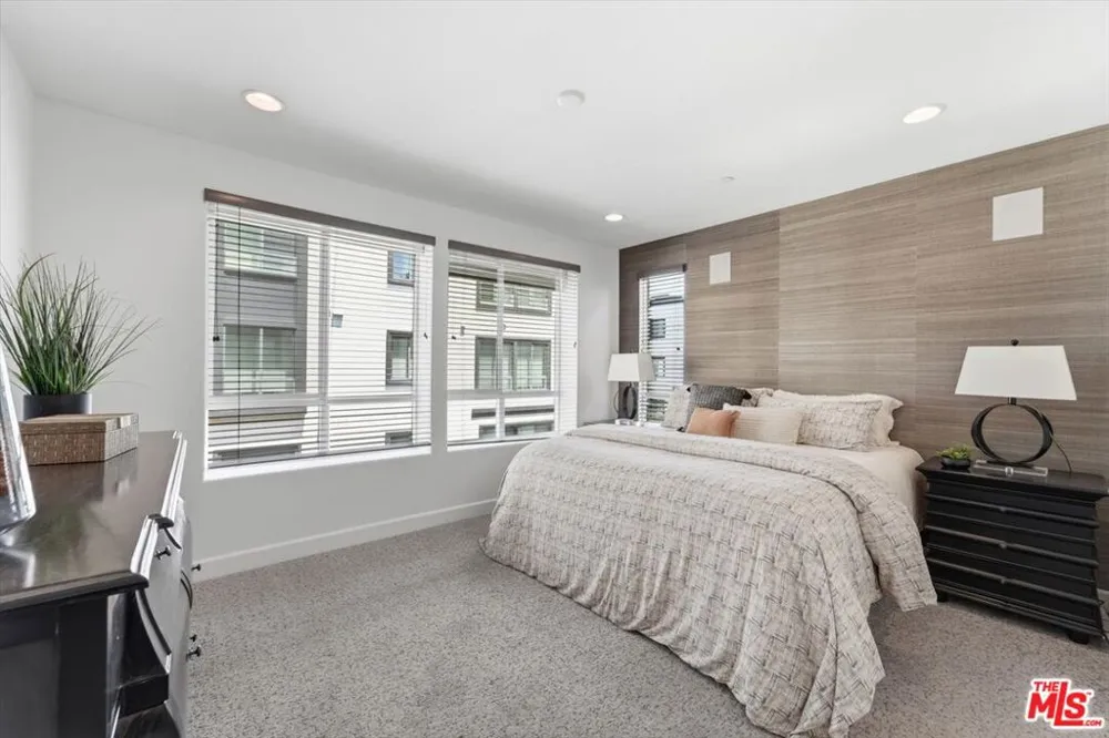 12534 W Fielding Circle #3 Playa Vista, CA 90094