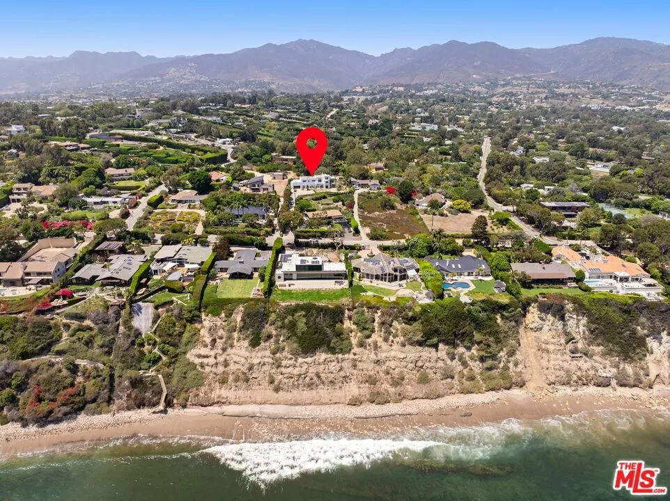 29035 Cliffside Drive Malibu, CA 90265