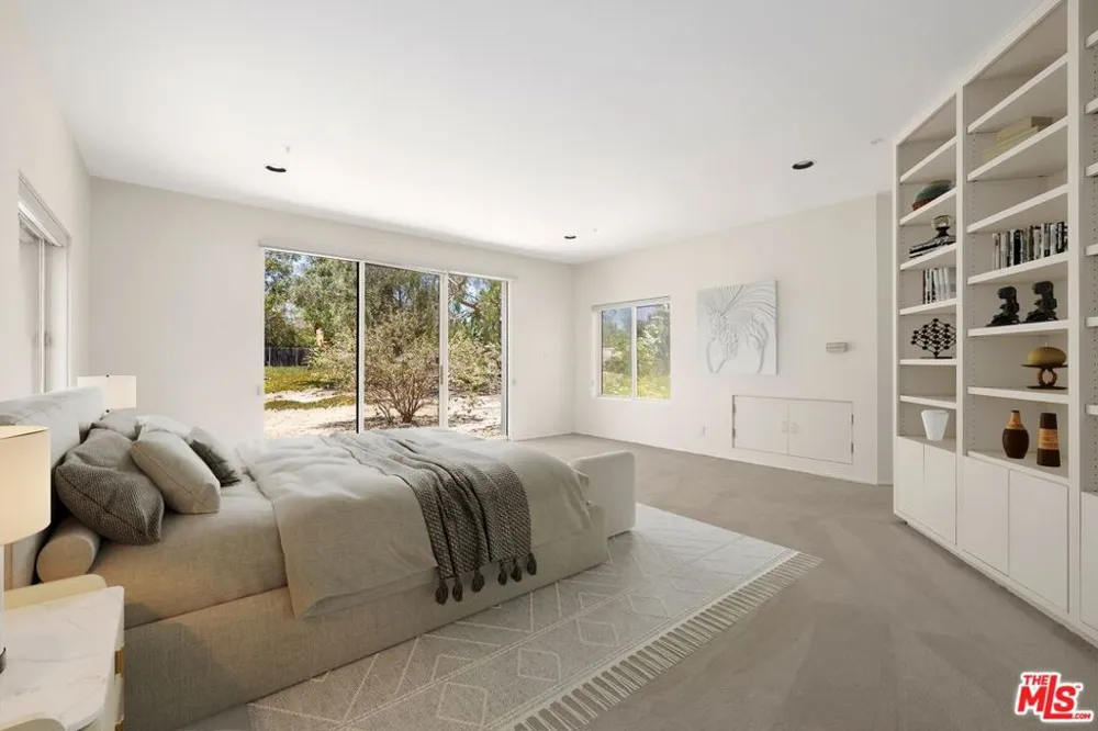 29035 Cliffside Drive Malibu, CA 90265