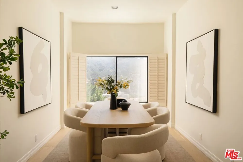 1692 Michael Lane Los Angeles, CA 90272
