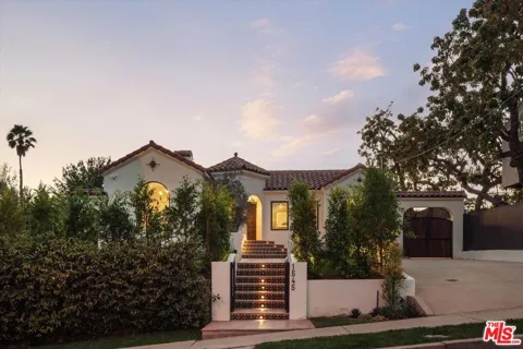 1545 Benton Way