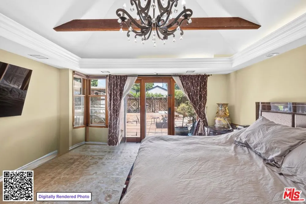 14743 McCormick Street Sherman Oaks, CA 91411