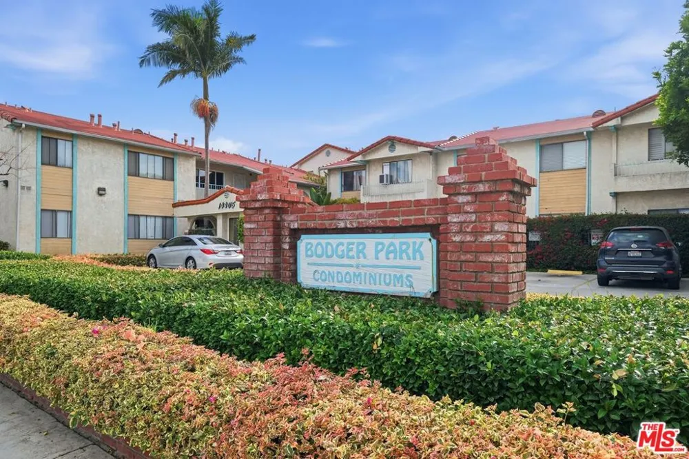14405 Cerise Avenue #1 Hawthorne, CA 90250