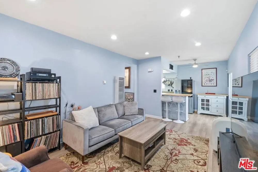 14405 Cerise Avenue #1 Hawthorne, CA 90250