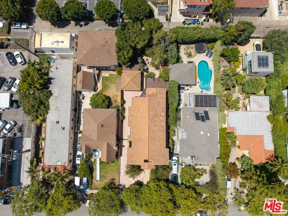 1136 Harvard Street Santa Monica, CA 90403