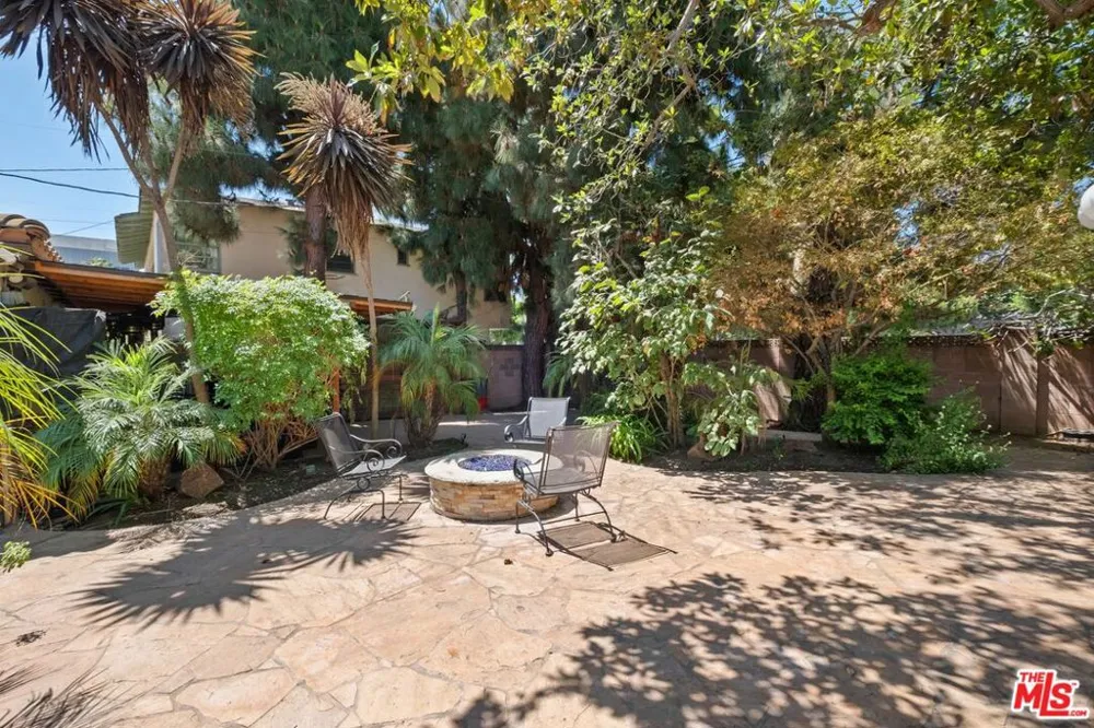 1136 Harvard Street Santa Monica, CA 90403
