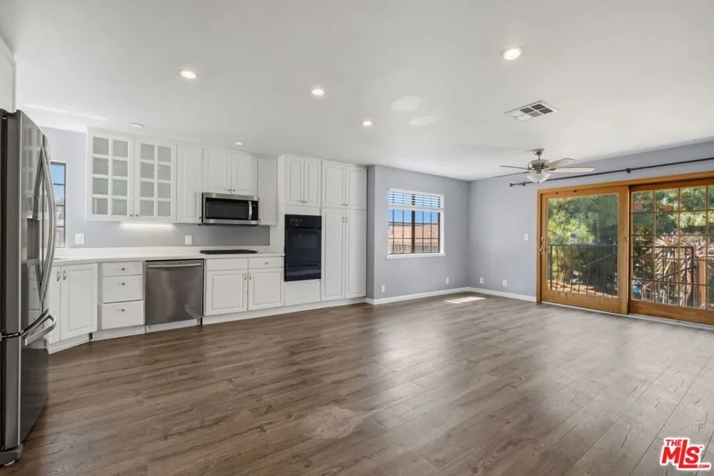 1136 Harvard Street Santa Monica, CA 90403