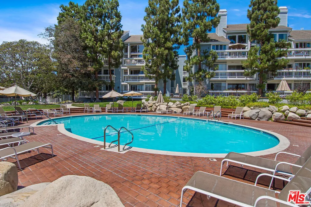 13080 Mindanao Way #95 Marina del Rey, CA 90292