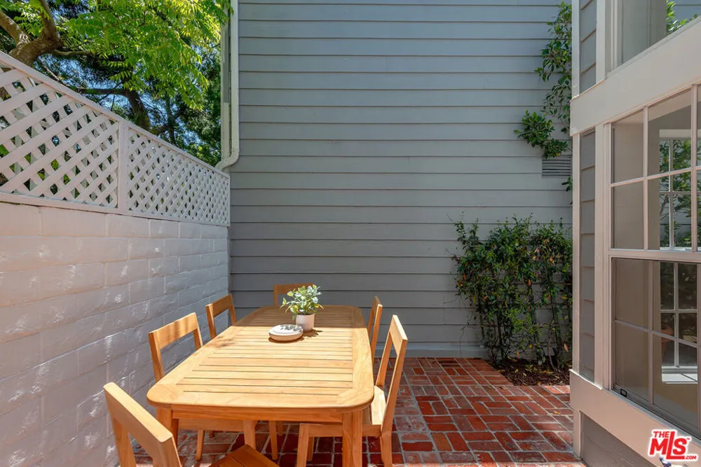 13080 Mindanao Way #95 Marina del Rey, CA 90292