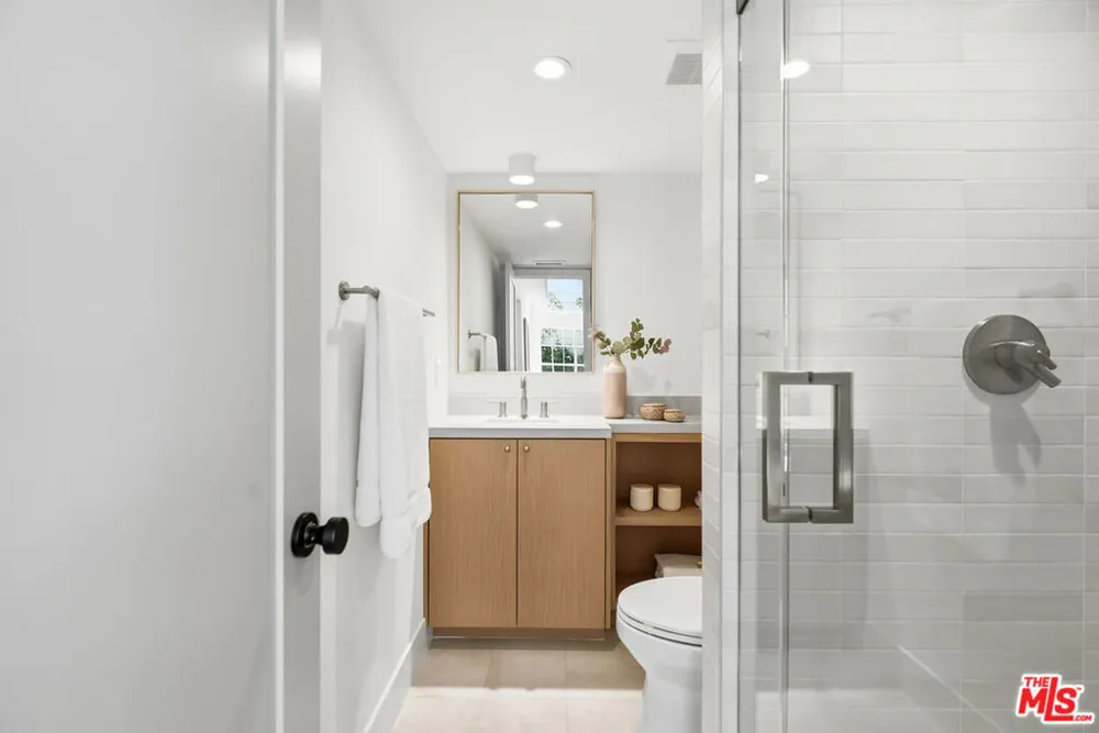 13080 Mindanao Way #95 Marina del Rey, CA 90292