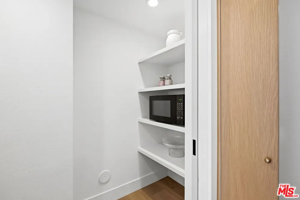 13080 Mindanao Way #95 Marina del Rey, CA 90292