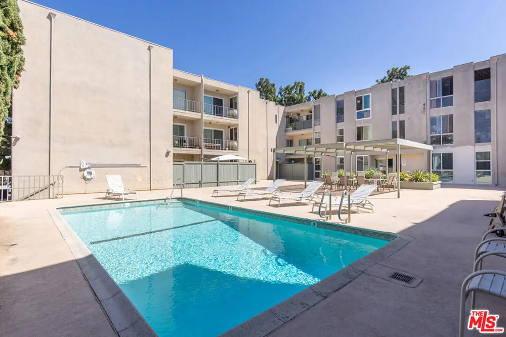 5625 Windsor Way #207 Culver City, CA 90230