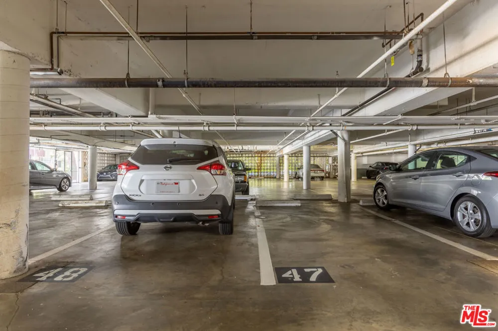 5625 Windsor Way #207 Culver City, CA 90230