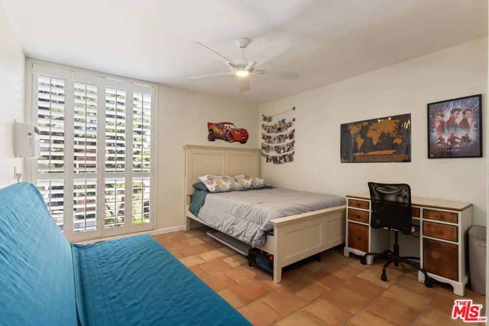 5625 Windsor Way #207 Culver City, CA 90230