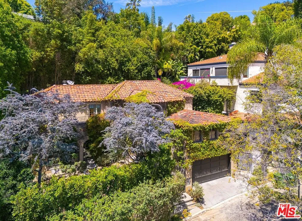 3300 Knoll Drive Los Angeles, CA 90068