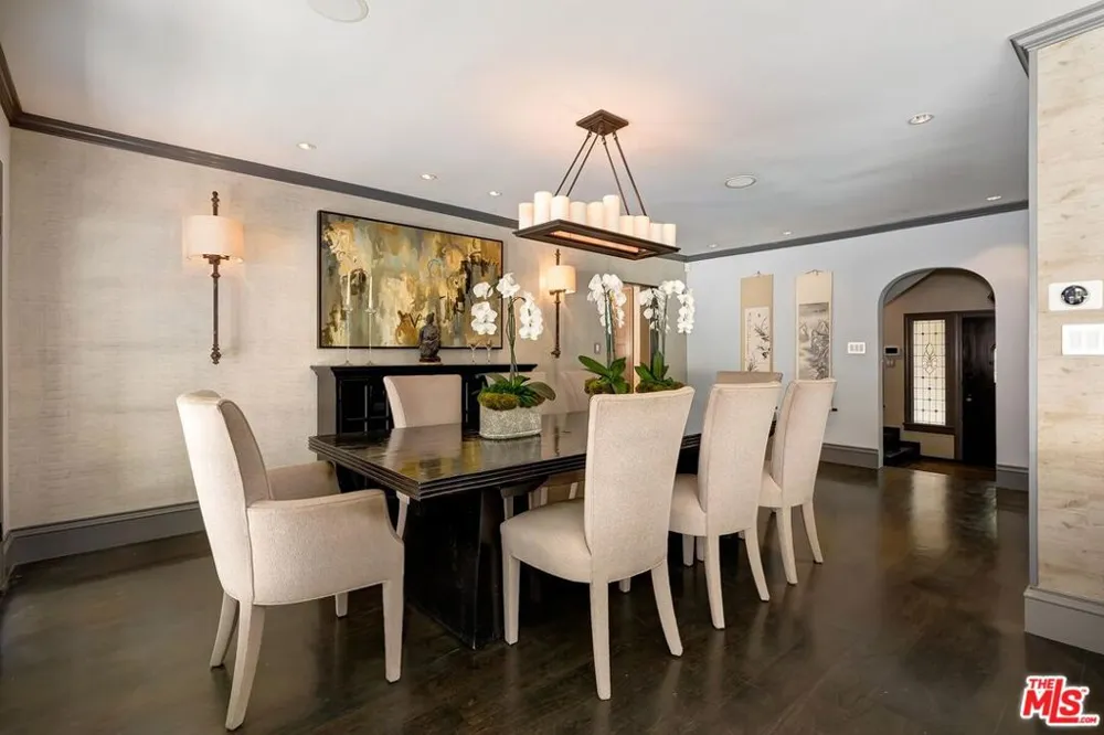 3300 Knoll Drive Los Angeles, CA 90068