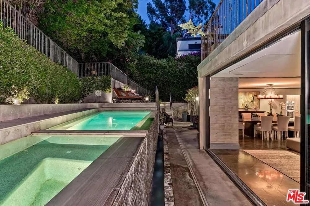 3300 Knoll Drive Los Angeles, CA 90068