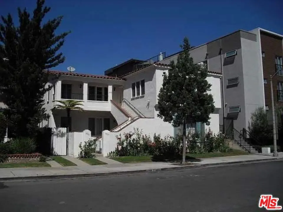 9961 Durant Drive #9963 Beverly Hills, CA 90212