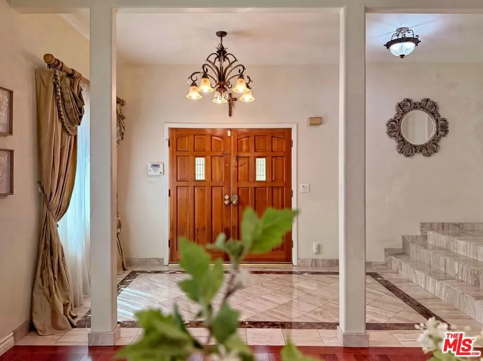 4814 Ramsdell Avenue La Crescenta, CA 91214
