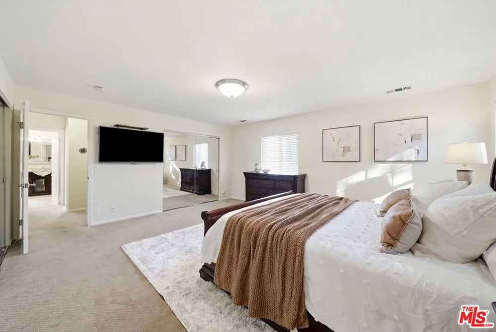 4814 Ramsdell Avenue La Crescenta, CA 91214