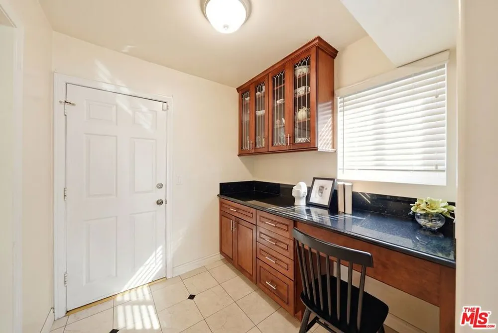 4814 Ramsdell Avenue La Crescenta, CA 91214