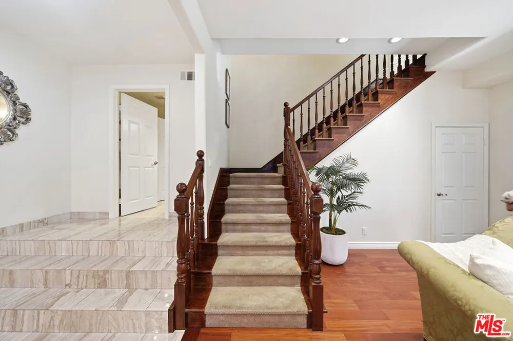 4814 Ramsdell Avenue La Crescenta, CA 91214