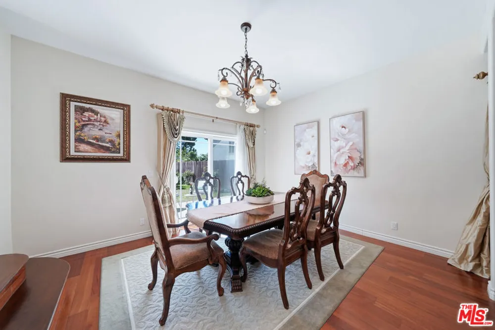4814 Ramsdell Avenue La Crescenta, CA 91214