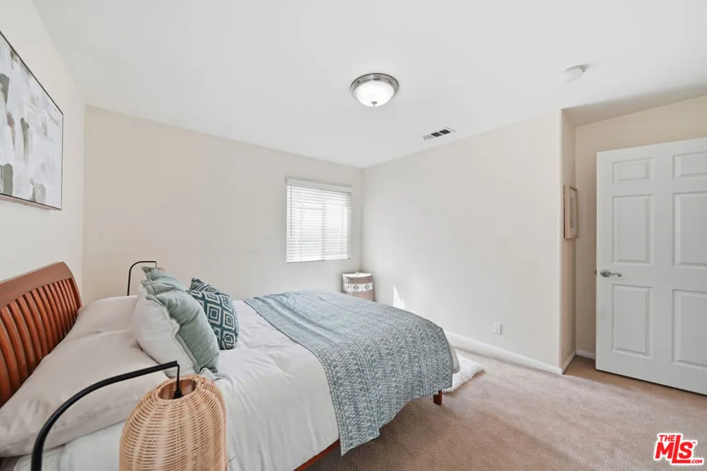 4814 Ramsdell Avenue La Crescenta, CA 91214