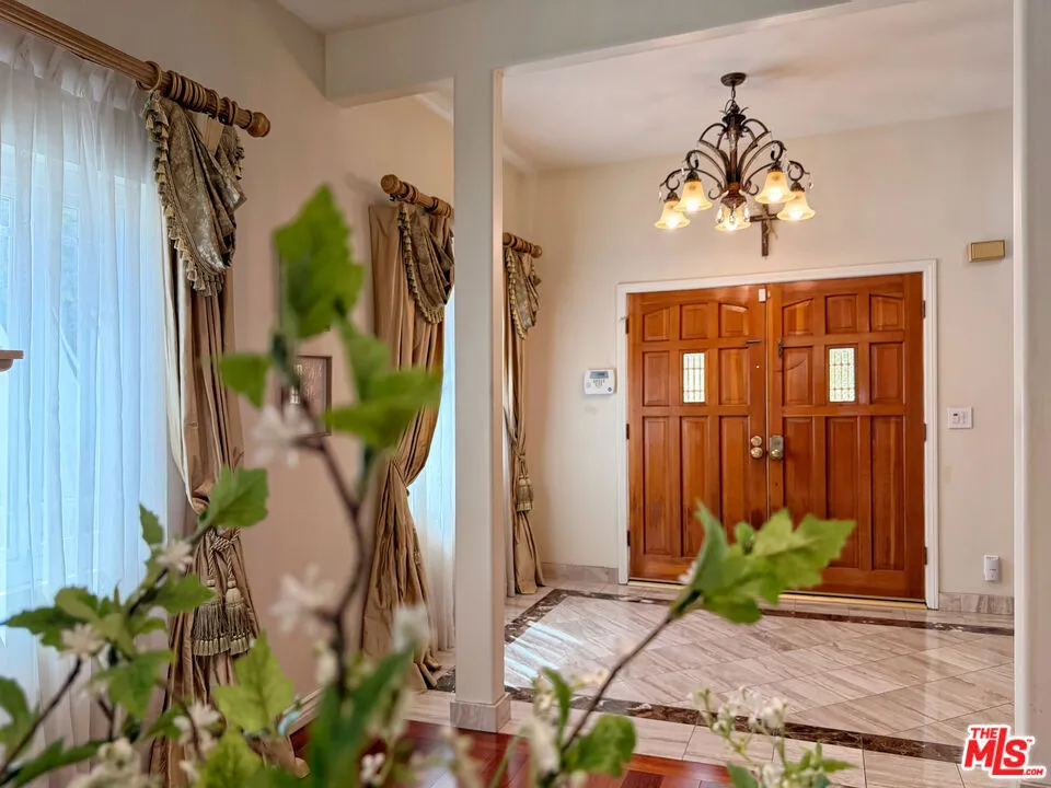 4814 Ramsdell Avenue La Crescenta, CA 91214