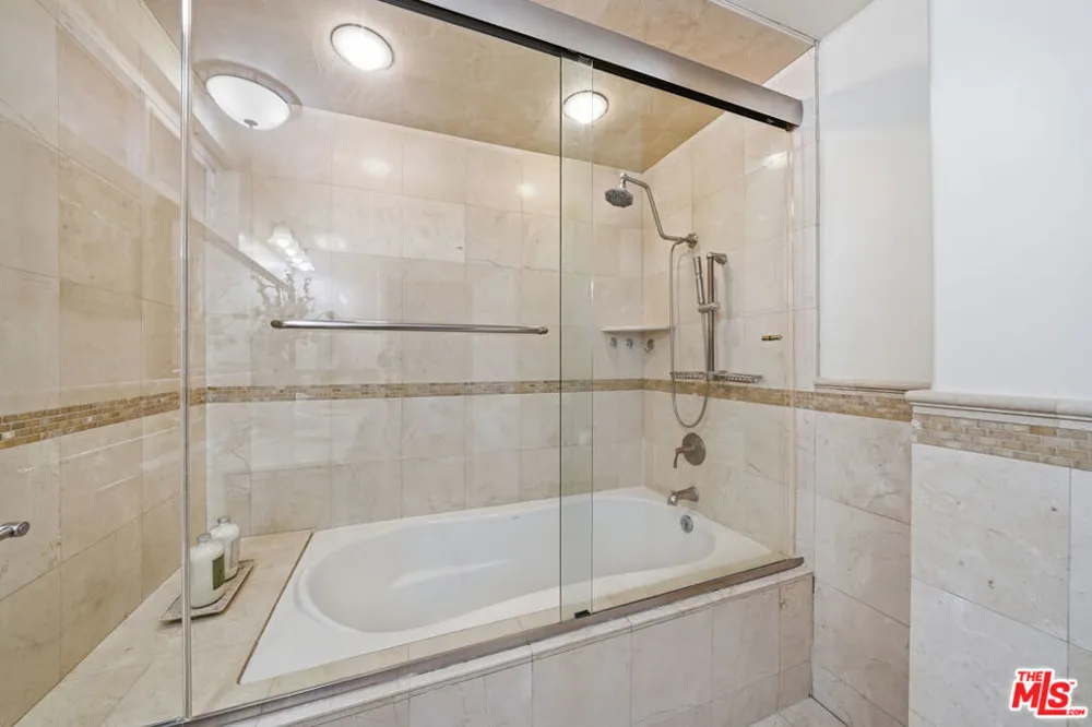 4814 Ramsdell Avenue La Crescenta, CA 91214