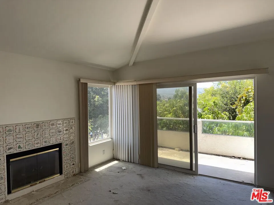 1212 S Irena Avenue Redondo Beach, CA 90277