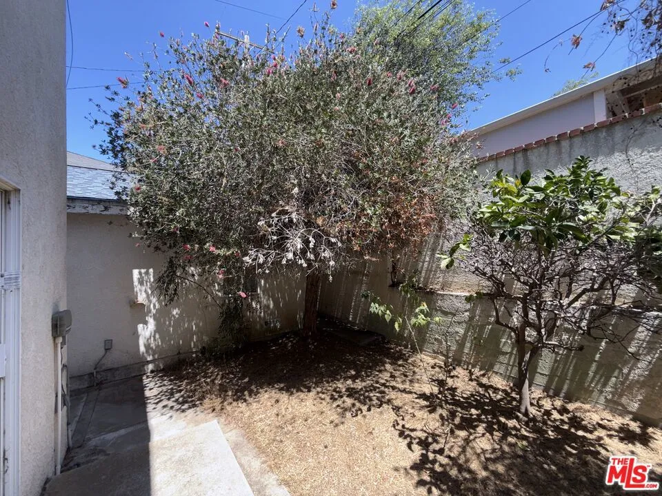 1212 S Irena Avenue Redondo Beach, CA 90277