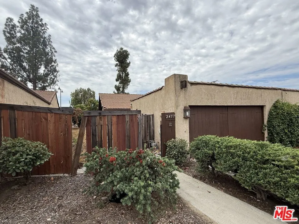 2477 Calle Villada Circle Duarte, CA 91010