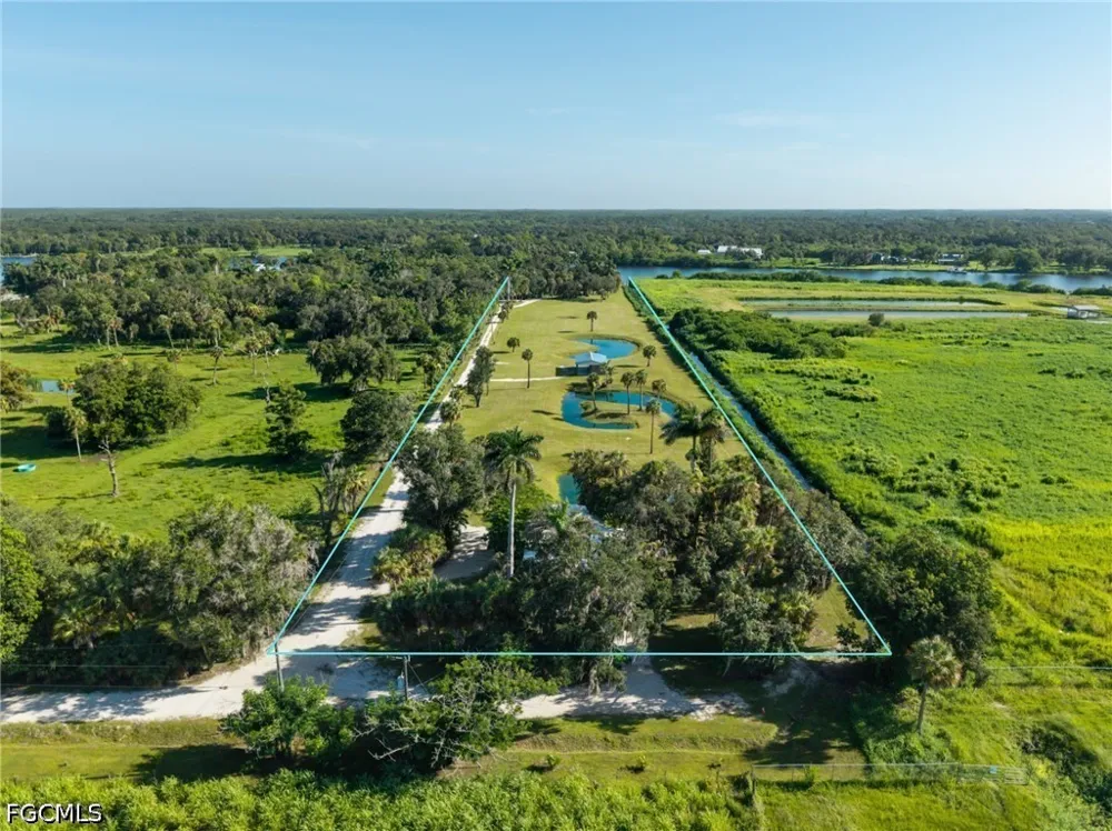 S River Road Alva, FL 33920