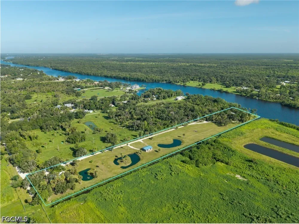 S River Road Alva, FL 33920